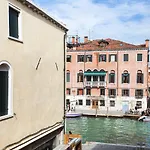 Palazzina Riello Venedig